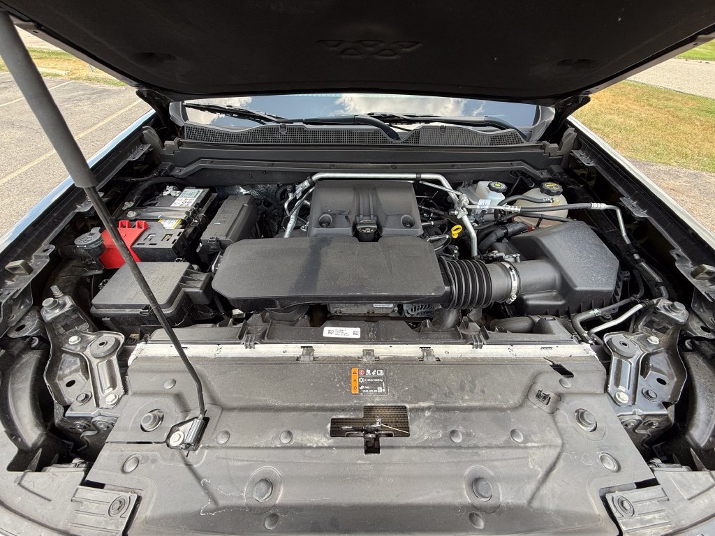 2025 Chevrolet Colorado Z71 - Photo 12