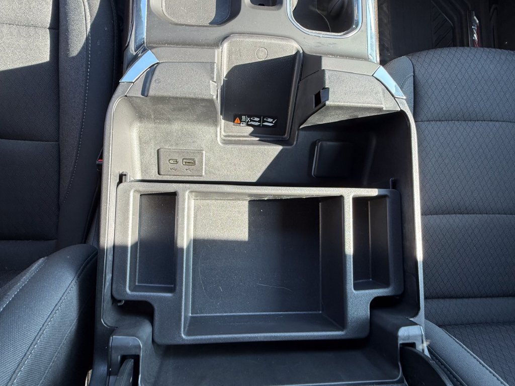 2023 Chevrolet Silverado 1500 LT - Photo 24