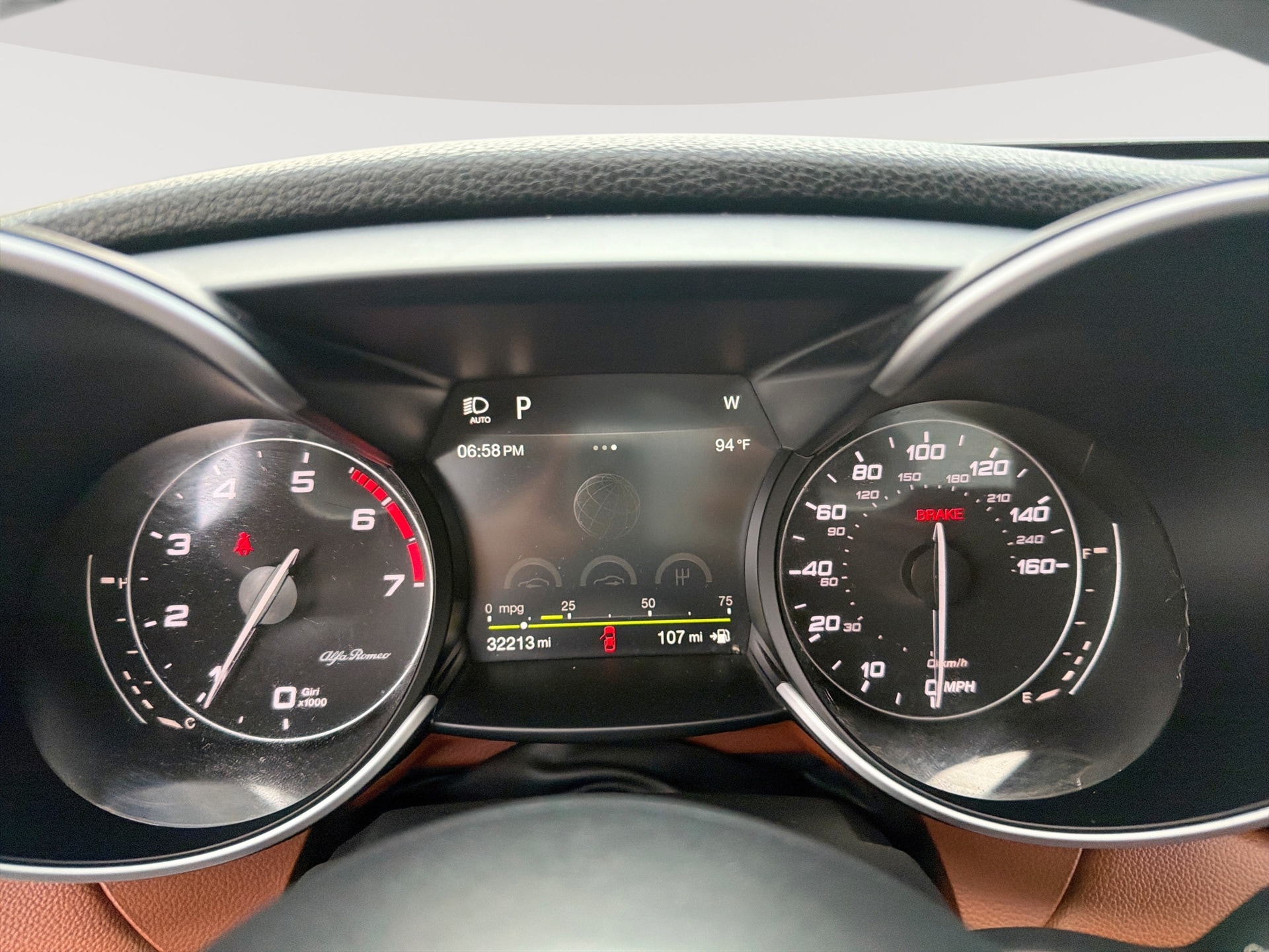 2019 Alfa Romeo Giulia Base - Photo 10