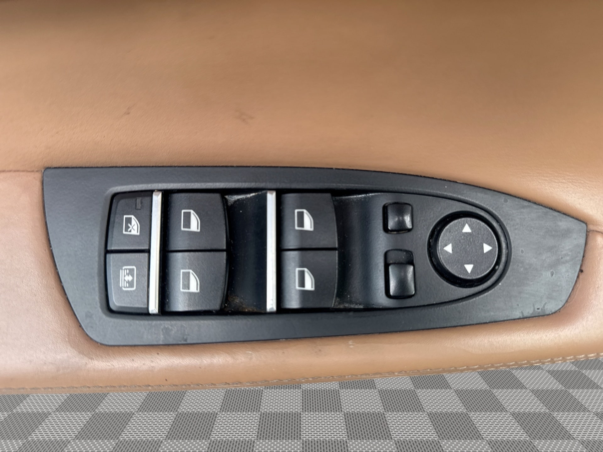 2015 BMW 7 Series 750Li - Photo 15