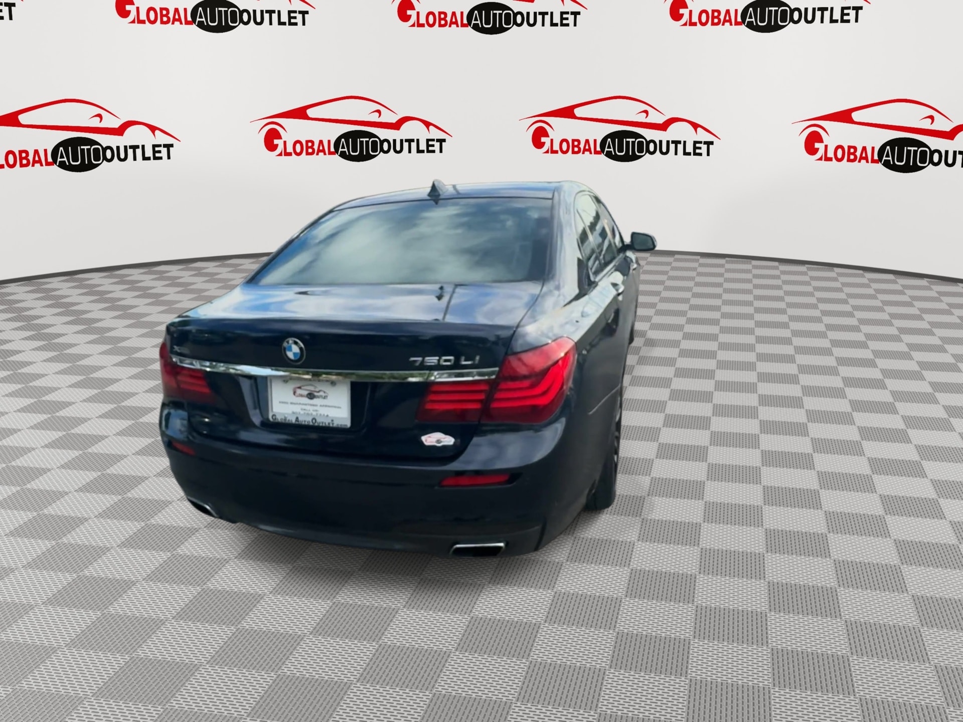 2015 BMW 7 Series 750Li - Photo 8