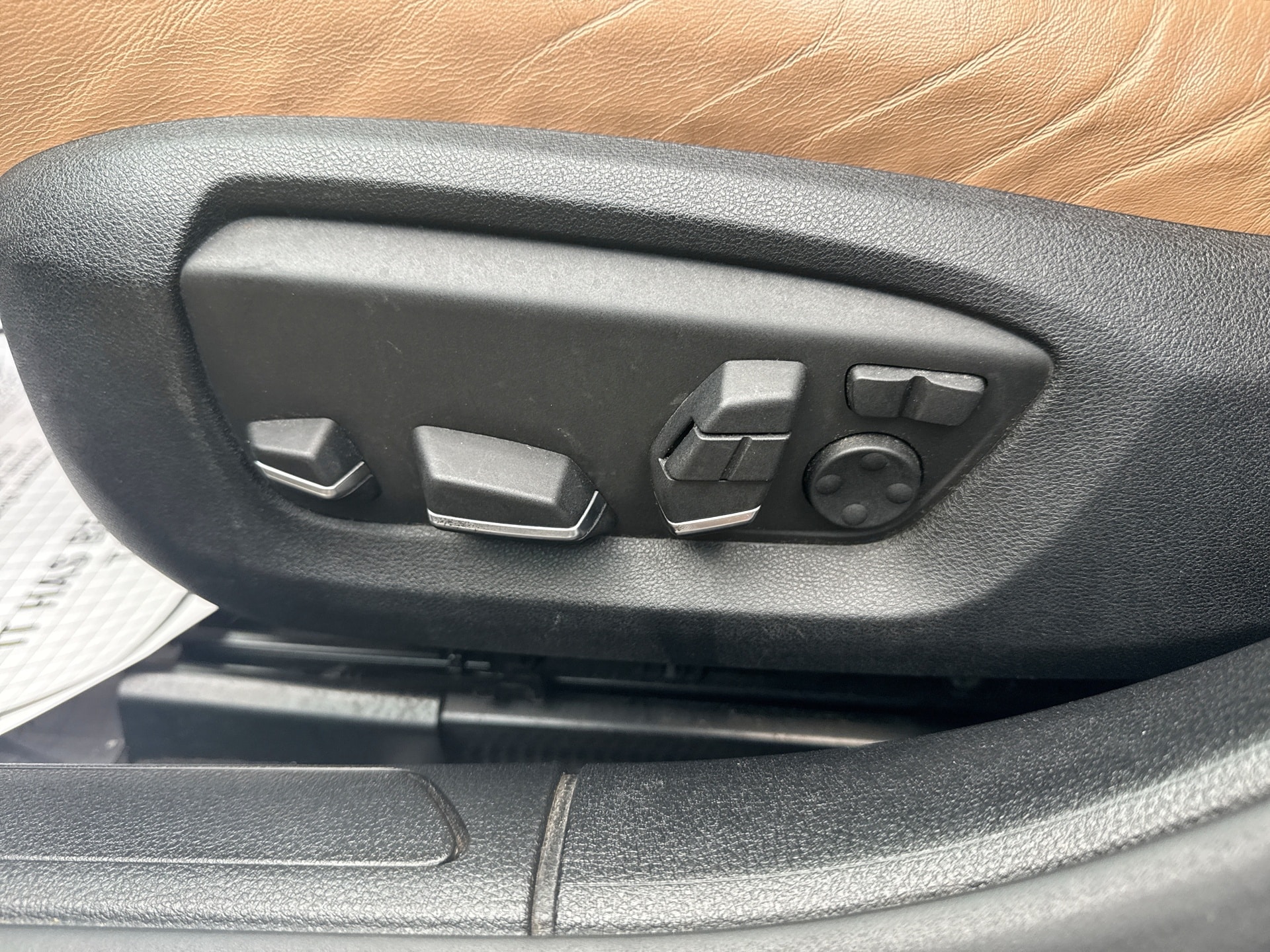 2015 BMW 7 Series 750Li - Photo 14