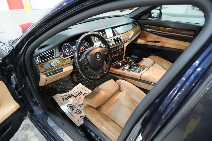 2015 BMW 7 Series 750Li - Photo 16