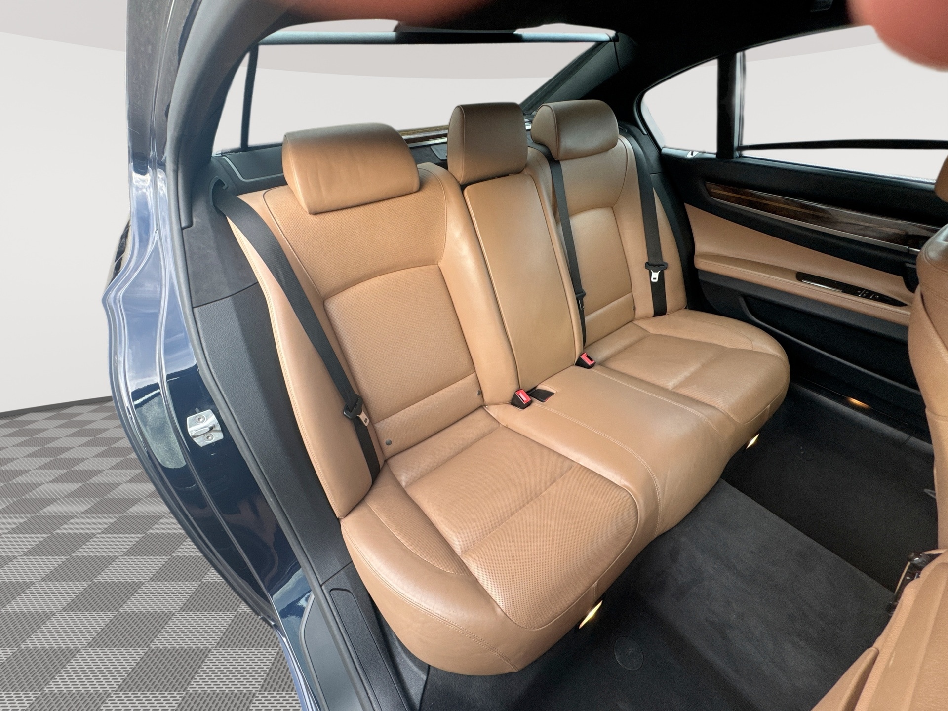 2015 BMW 7 Series 750Li - Photo 27