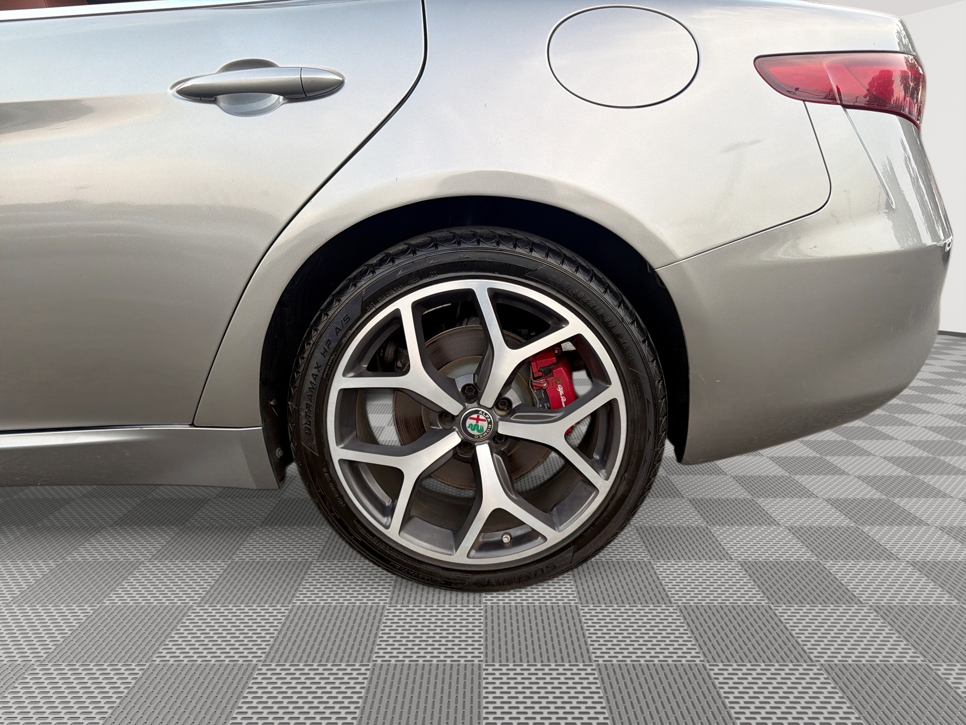 2019 Alfa Romeo Giulia Base - Photo 29