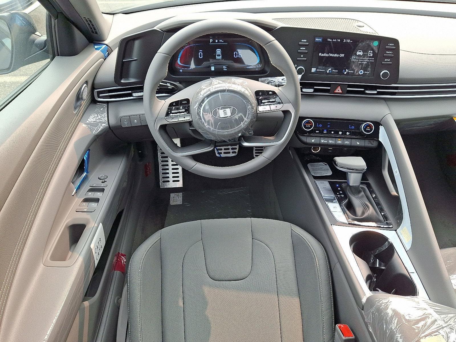 2026 Hyundai Elantra SEL - Photo 7