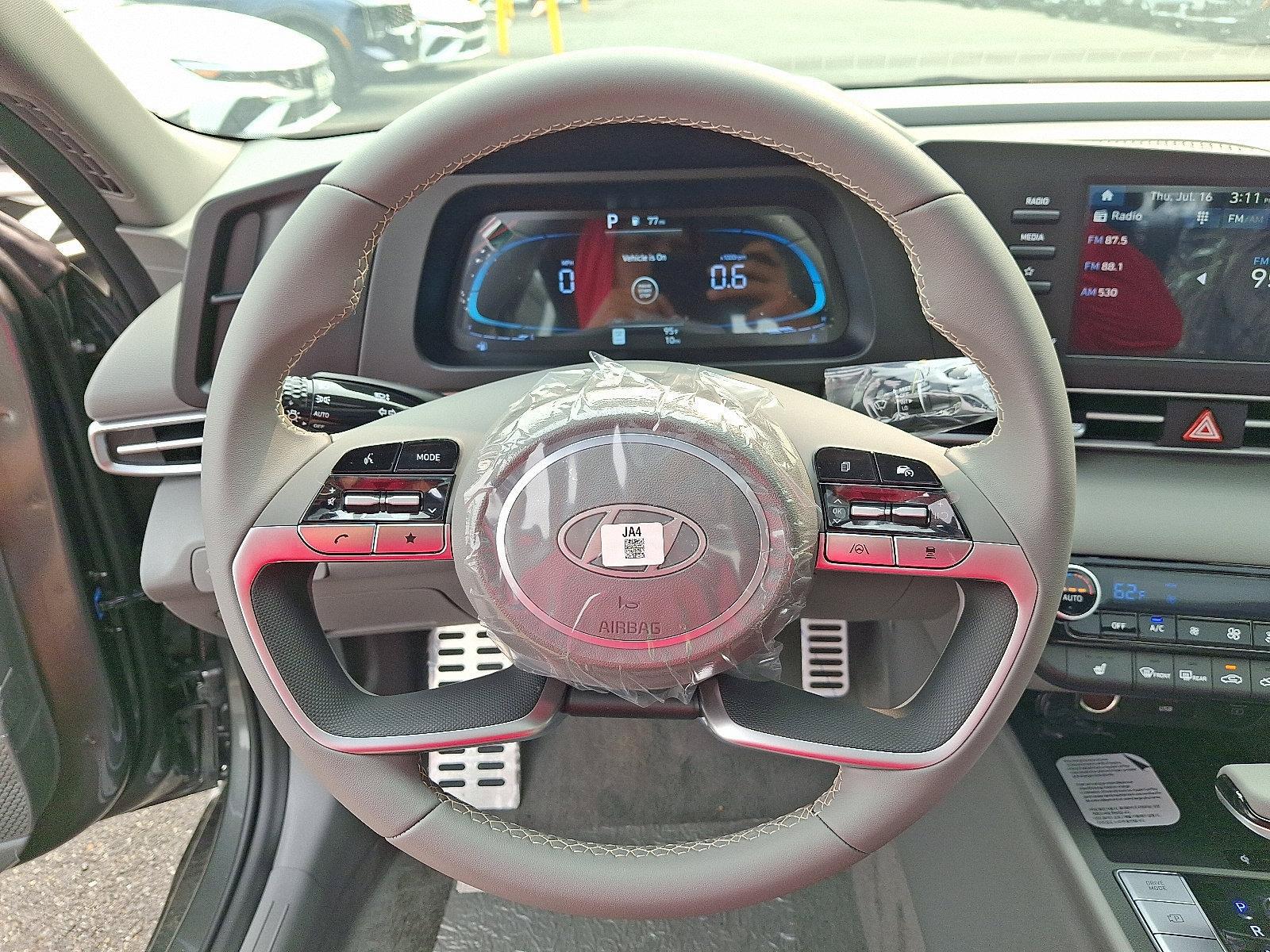 2026 Hyundai Elantra SEL - Photo 14