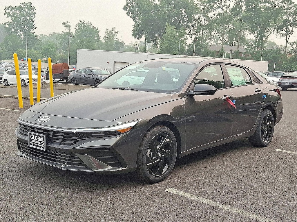 New 2026 Hyundai Elantra SEL Sport Sedan
