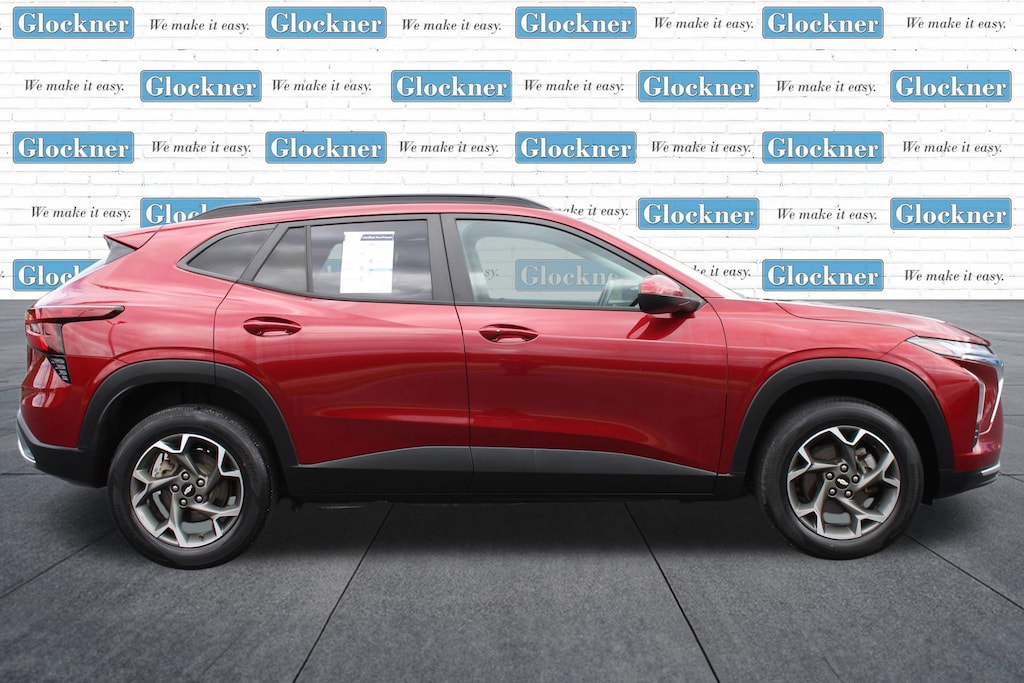 Used 2024 Chevrolet Trax LT SUV