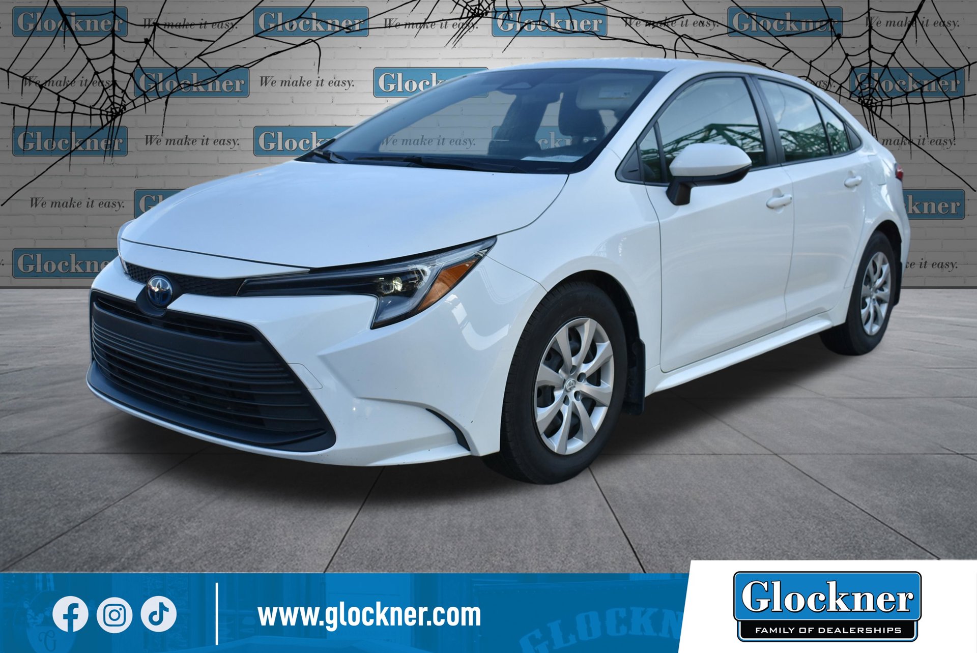 2023 Toyota Corolla Hybrid LE Sedan