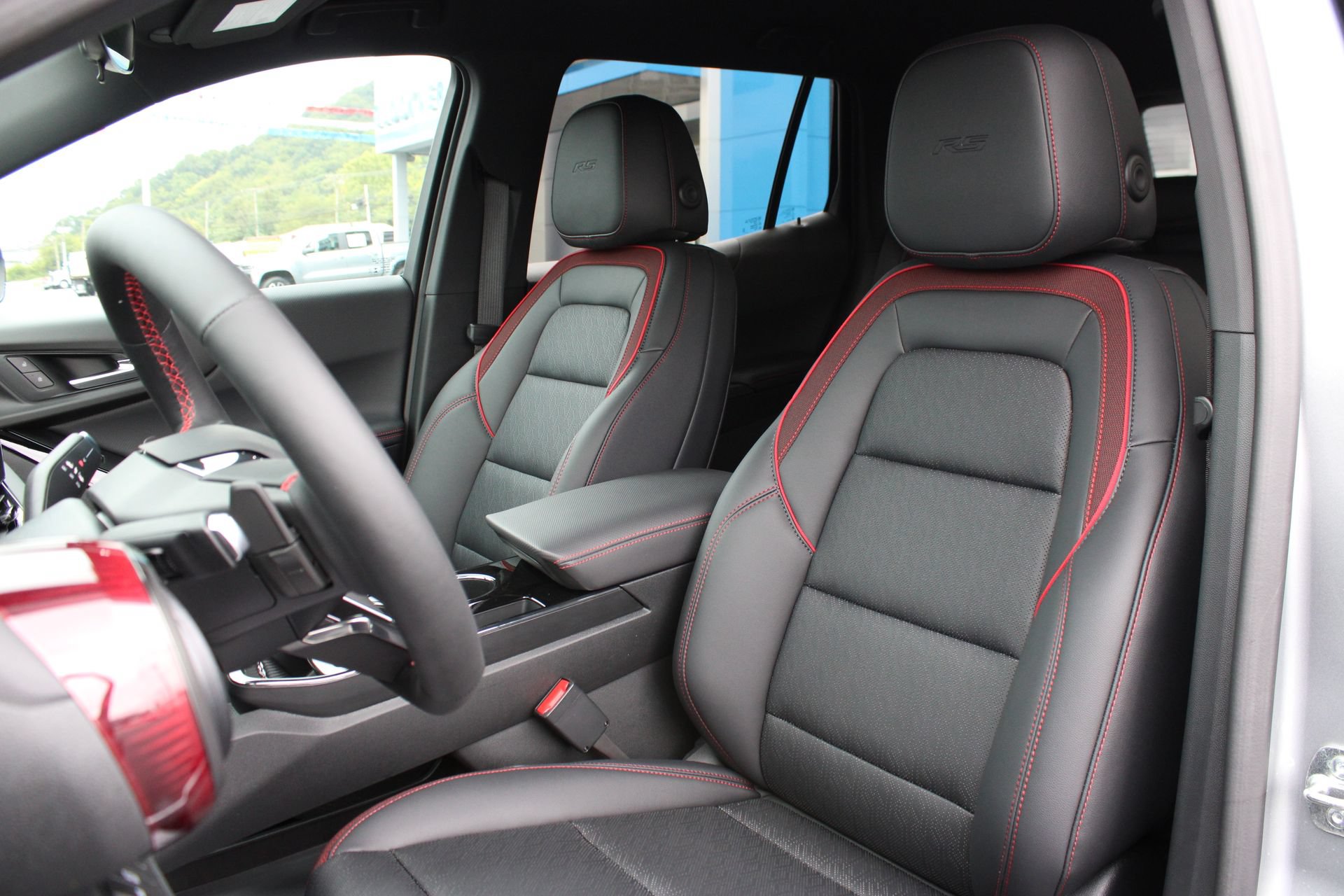 2027 Chevrolet Equinox RS - Photo 14