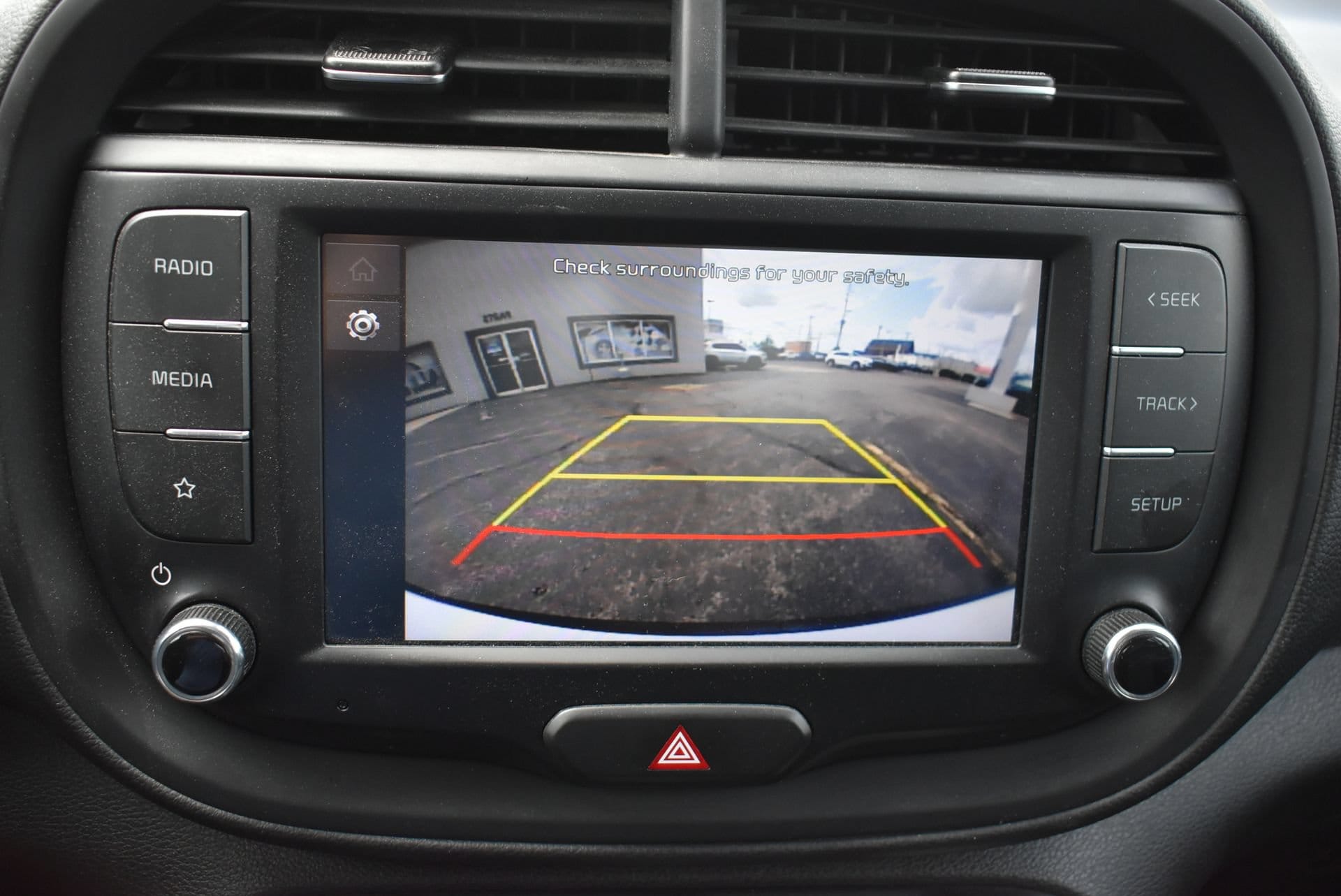 2023 Kia Soul LX - Photo 23