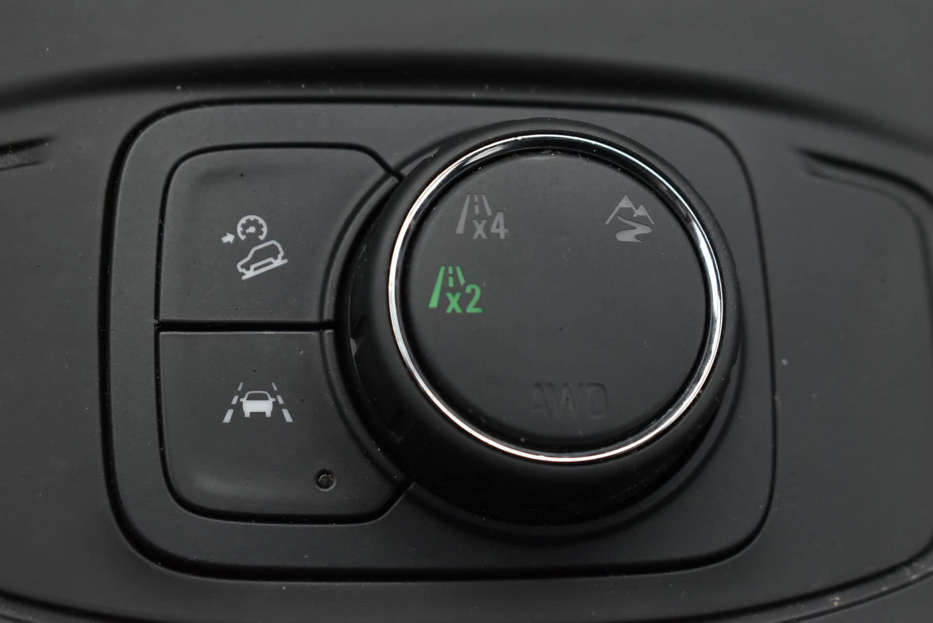 2024 GMC Terrain SLE - Photo 25