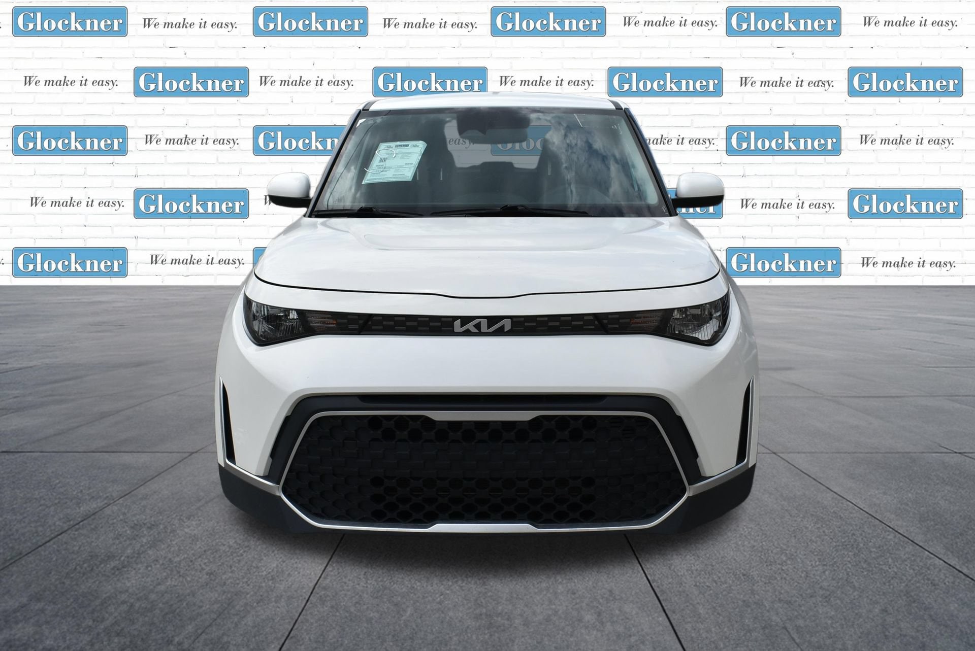 2023 Kia Soul LX - Photo 2