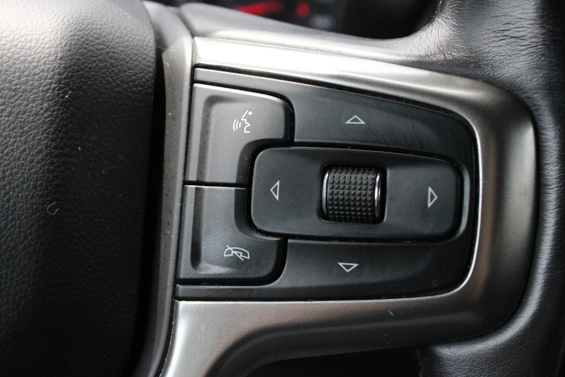 2020 Chevrolet Silverado 1500 RST - Photo 29