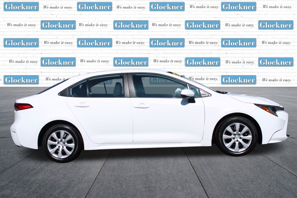 Used 2025 Toyota Corolla LE Sedan