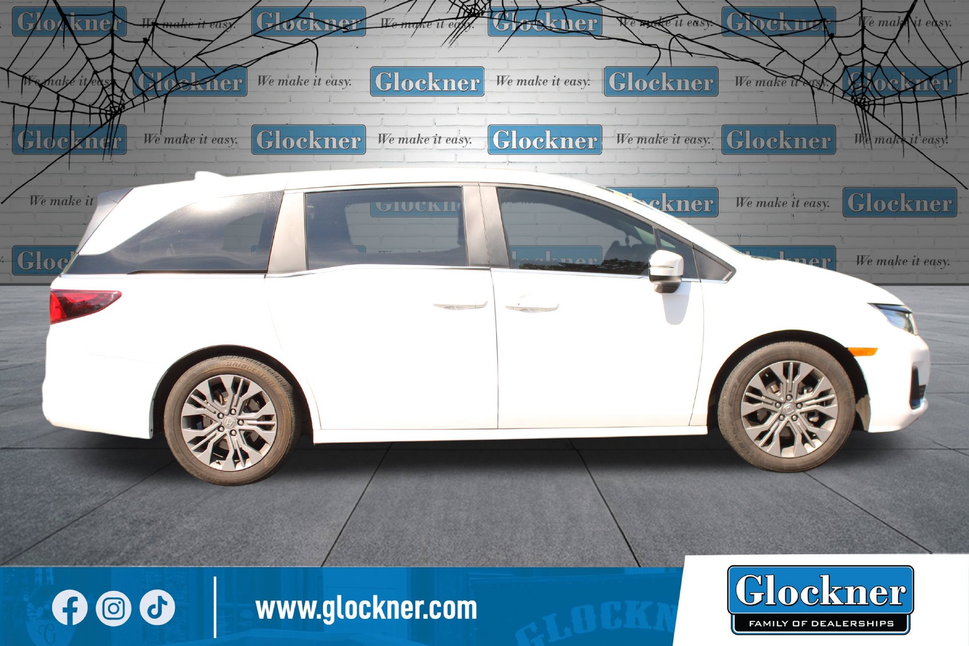 Certified 2025 Honda Odyssey Touring Van