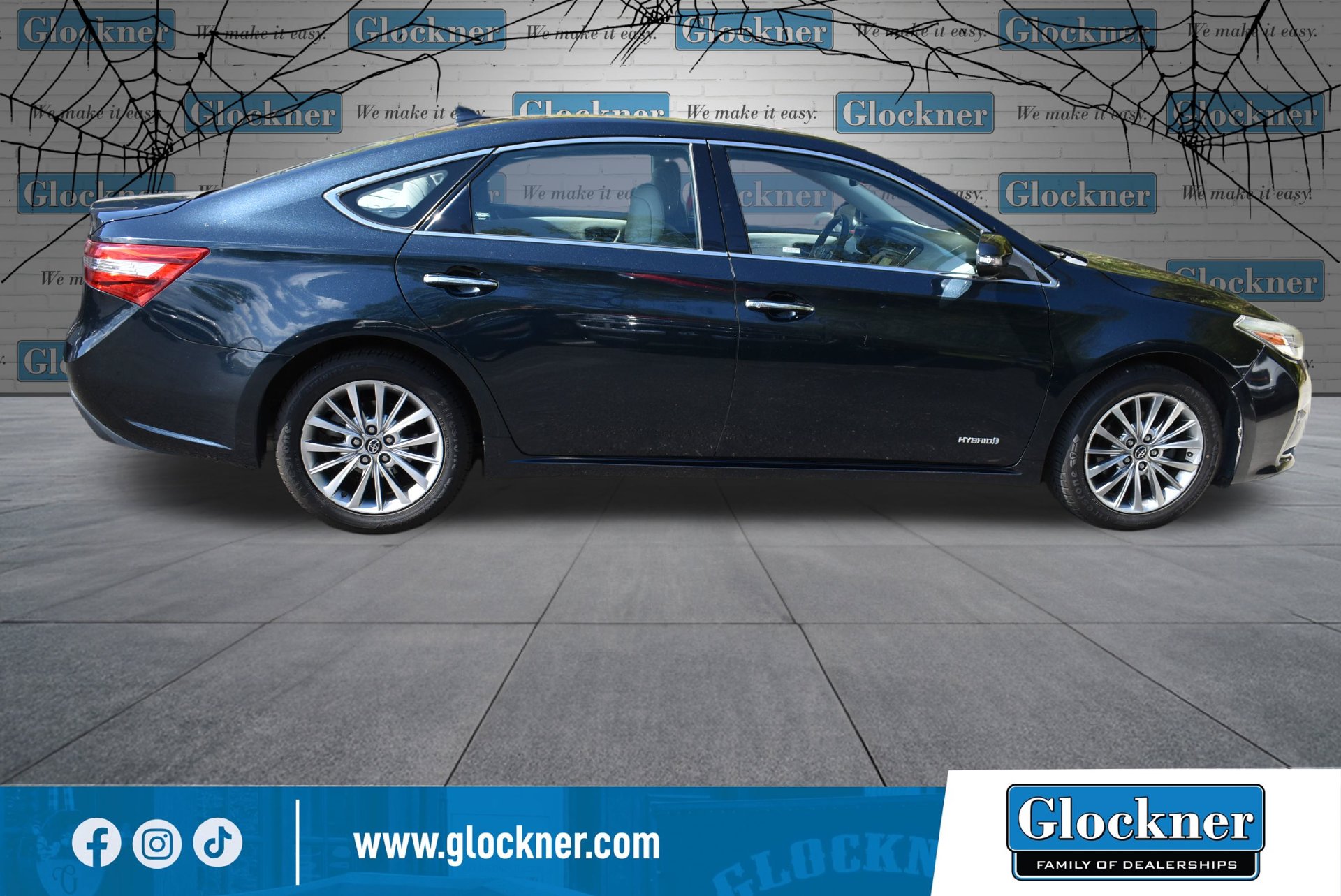 Used 2016 Toyota Avalon Hybrid Limited Sedan