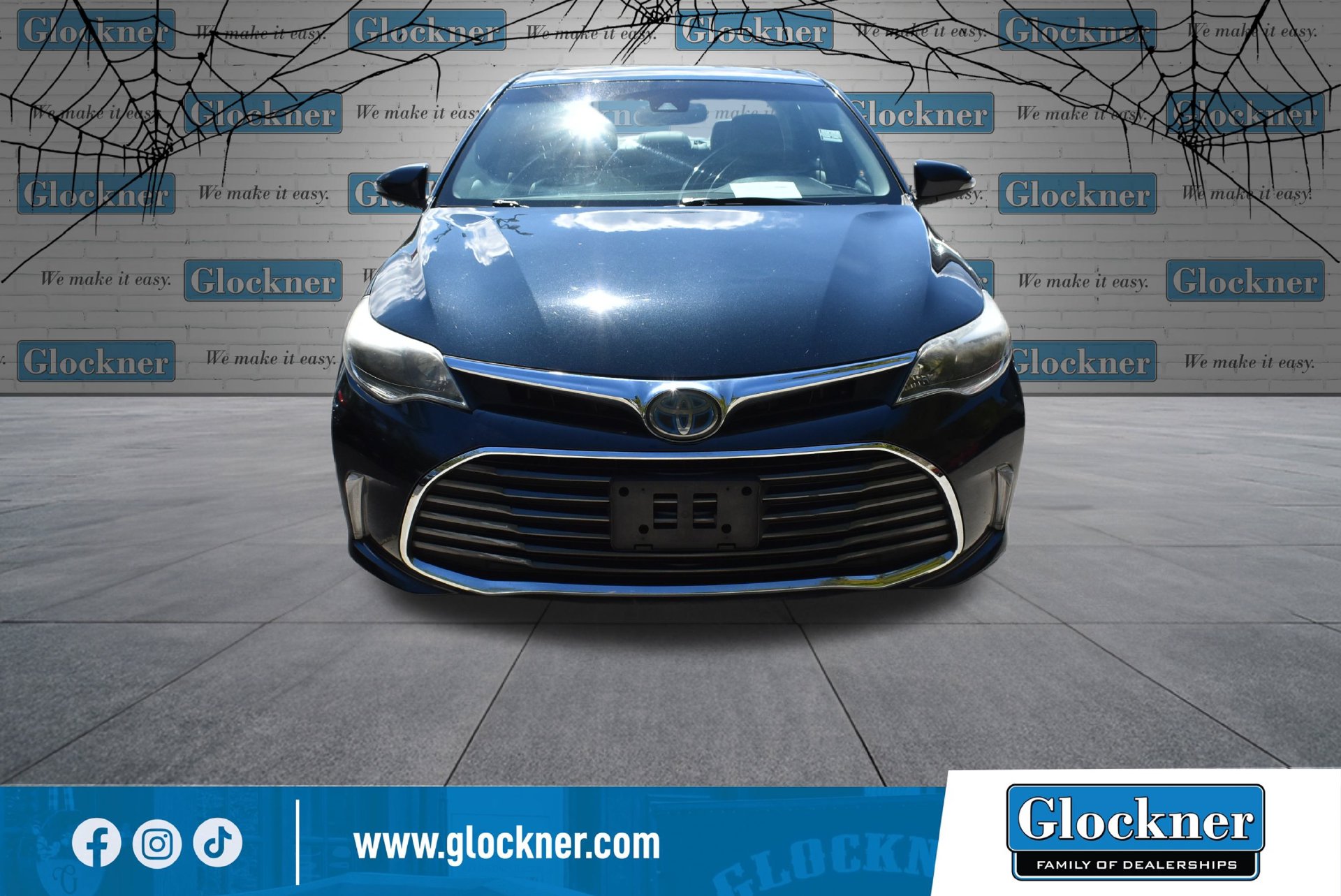 Used 2016 Toyota Avalon Hybrid Limited Sedan