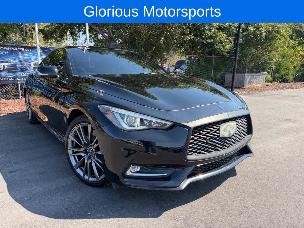 2017 INFINITI Q60