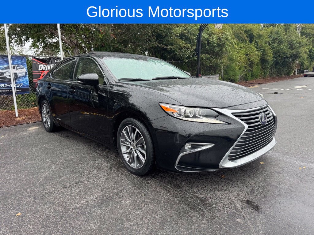 2016 Lexus ES 300h