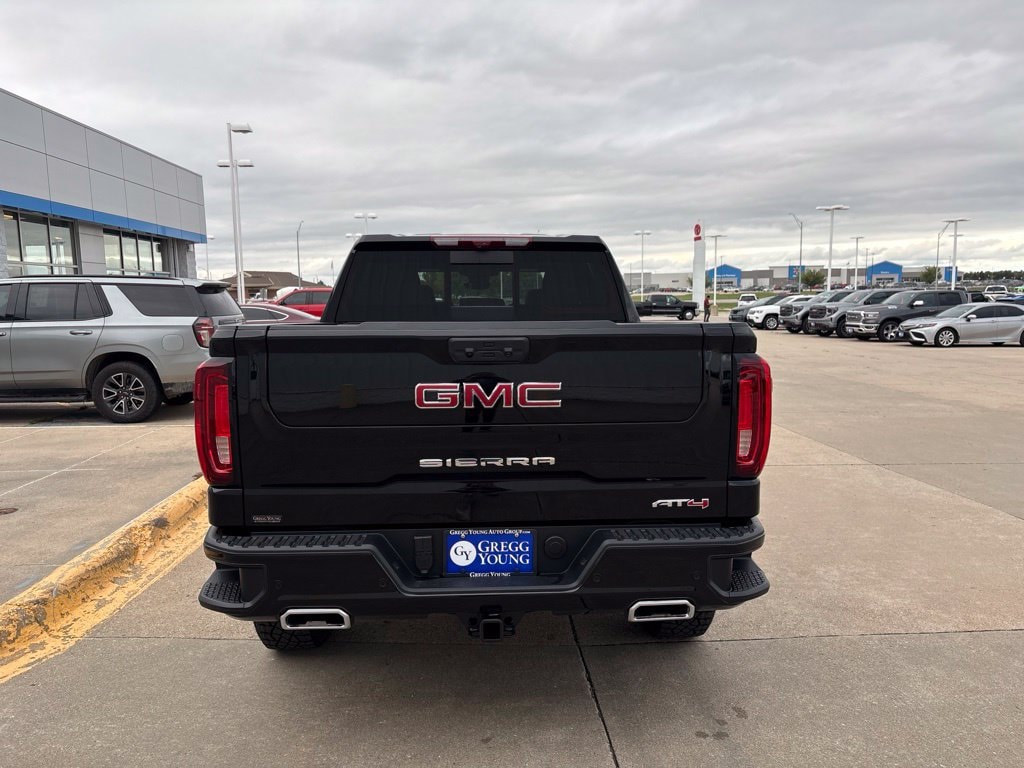 2026 GMC Sierra 1500 AT4 - Photo 7