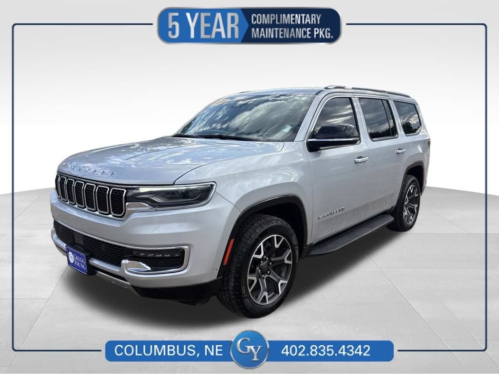 2023 Jeep Wagoneer 