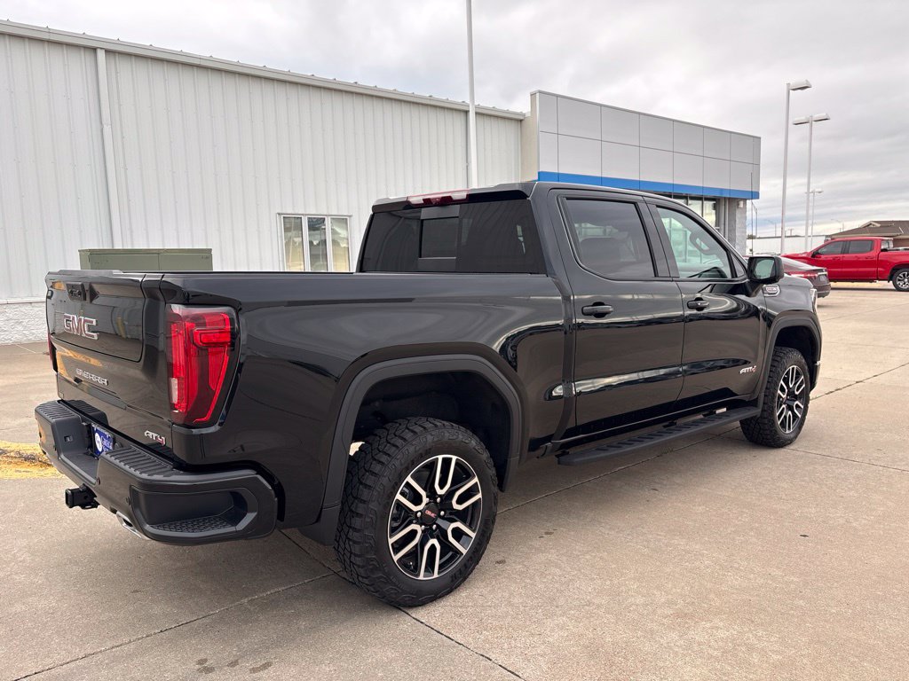 2026 GMC Sierra 1500 AT4 - Photo 6