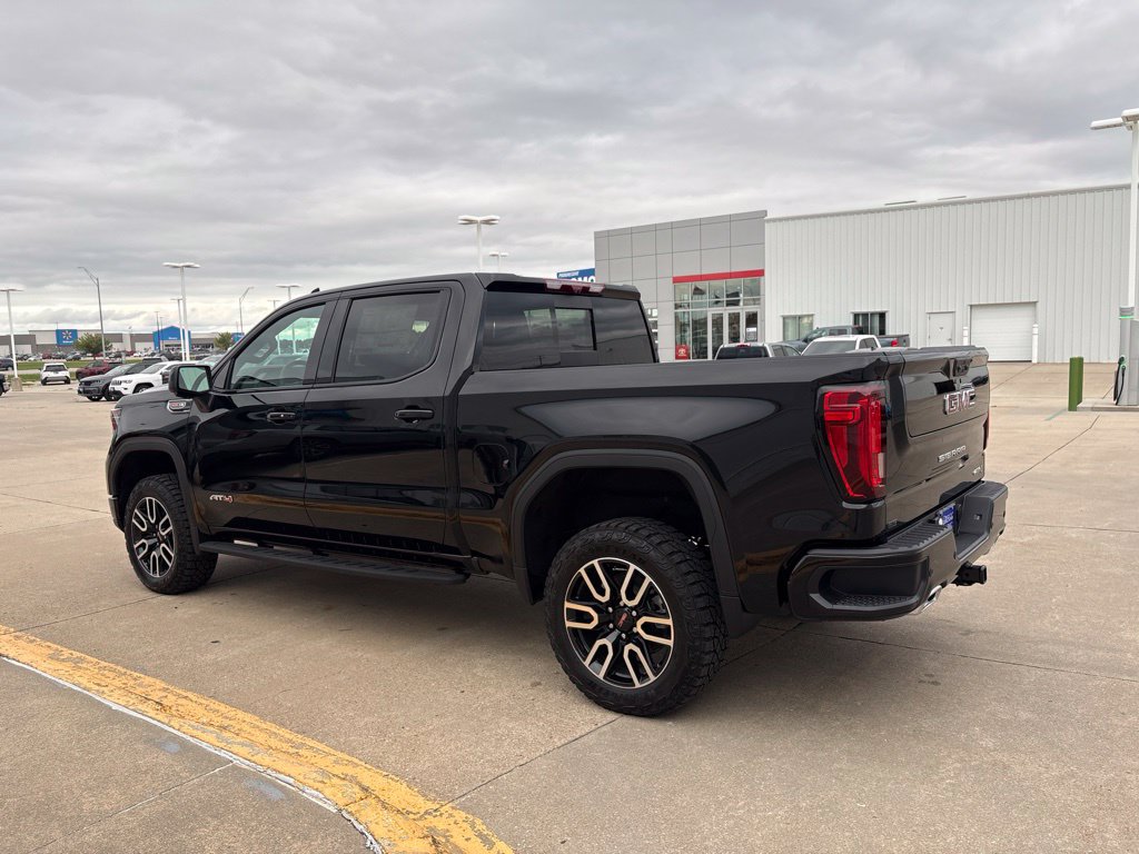 2026 GMC Sierra 1500 AT4 - Photo 10
