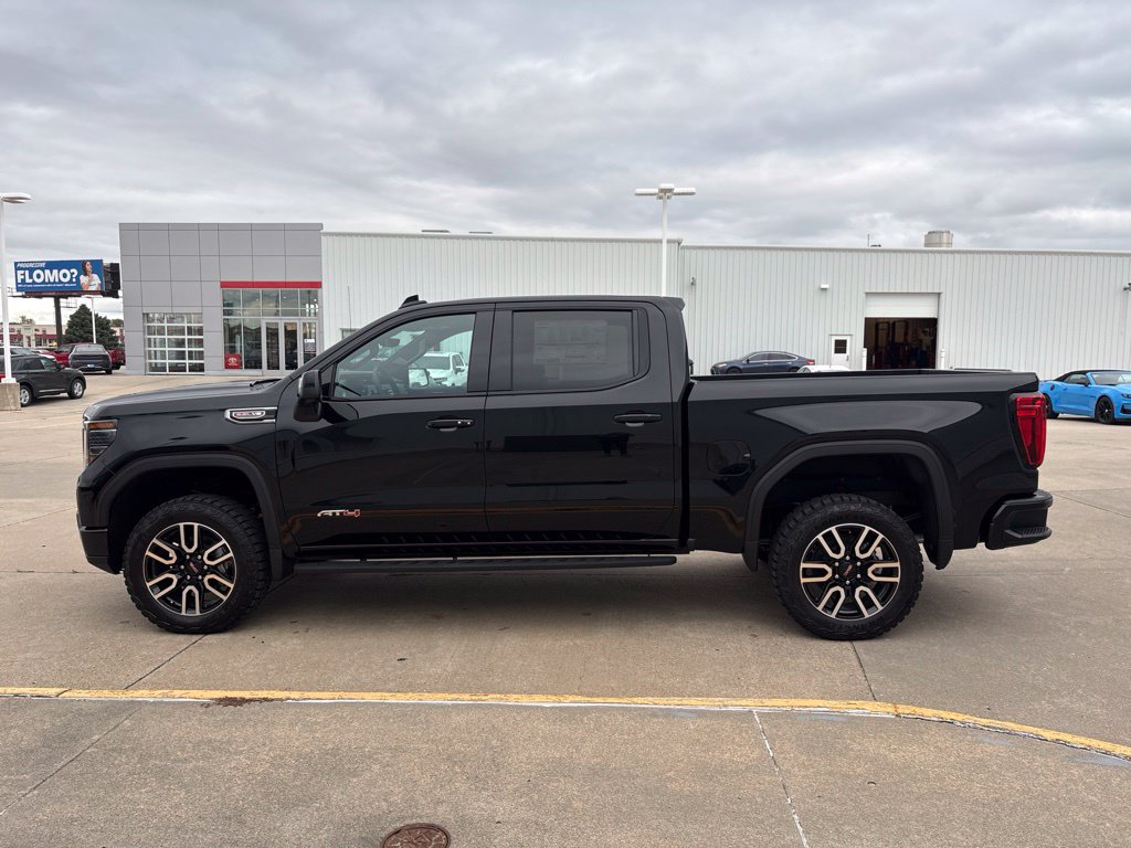 2026 GMC Sierra 1500 AT4 - Photo 11