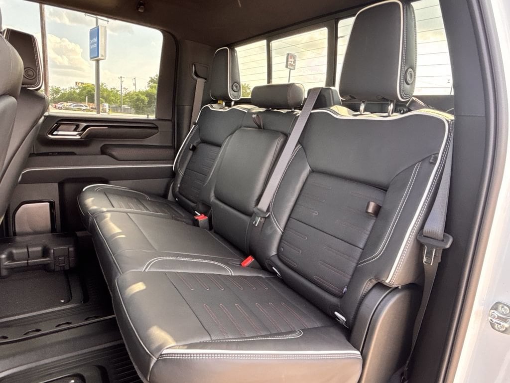 2026 GMC Sierra 2500HD AT4X - Photo 23