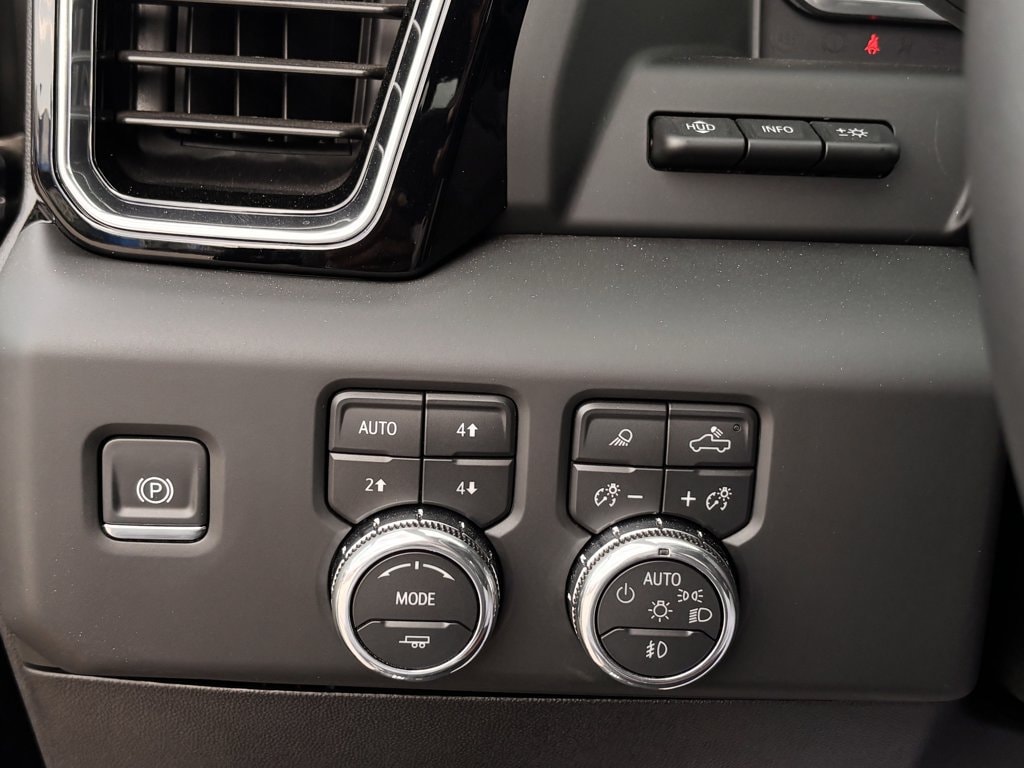 2026 GMC Sierra 3500HD Denali Ultimate - Photo 22