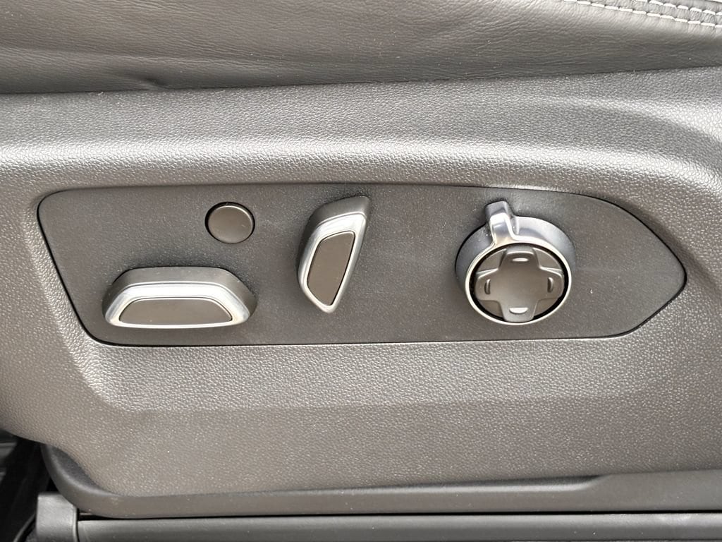 2026 GMC Sierra 2500HD AT4X - Photo 20