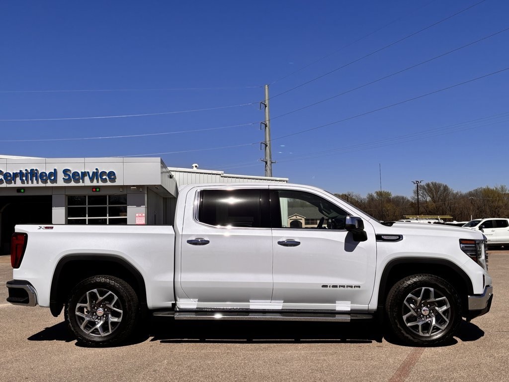 New 2026 GMC Sierra 1500 SLT Truck