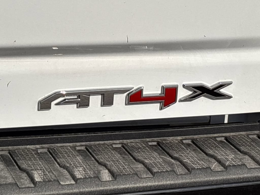 2026 GMC Sierra 2500HD AT4X - Photo 8
