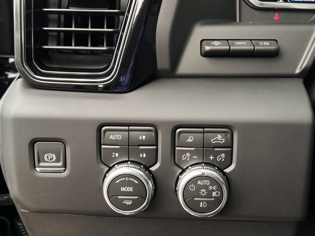 2026 GMC Sierra 2500HD AT4X - Photo 16