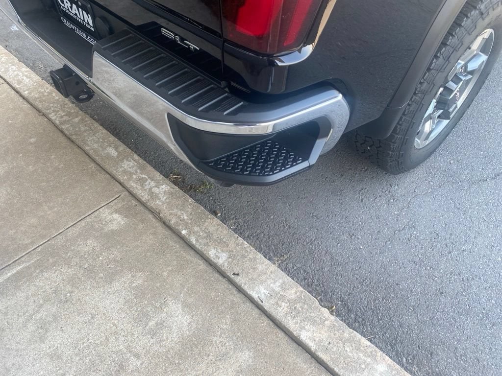 2025 GMC Sierra 2500HD SLT - Photo 14