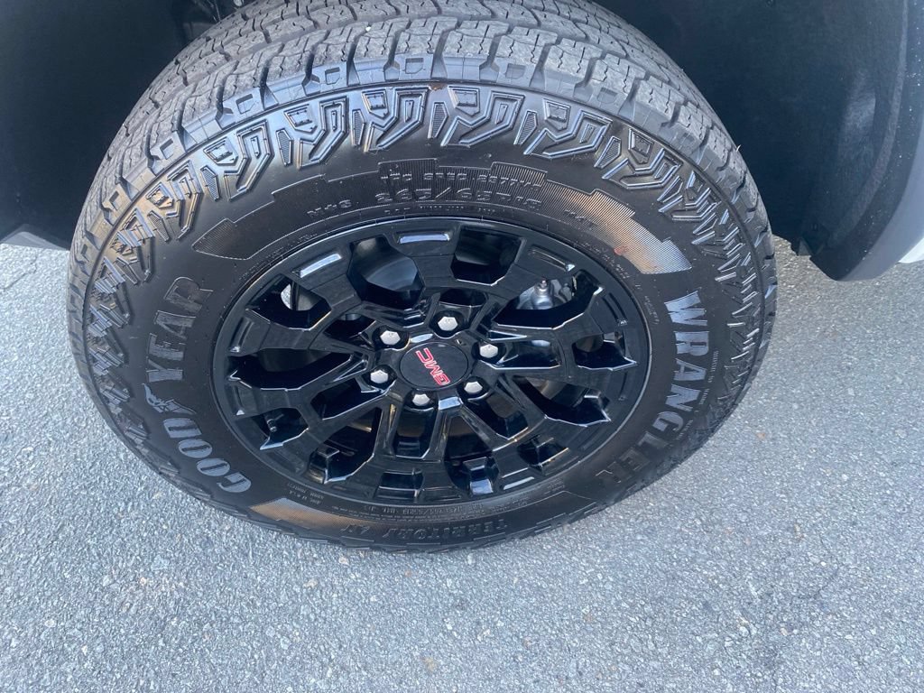 2026 GMC Canyon Elevation - Photo 25