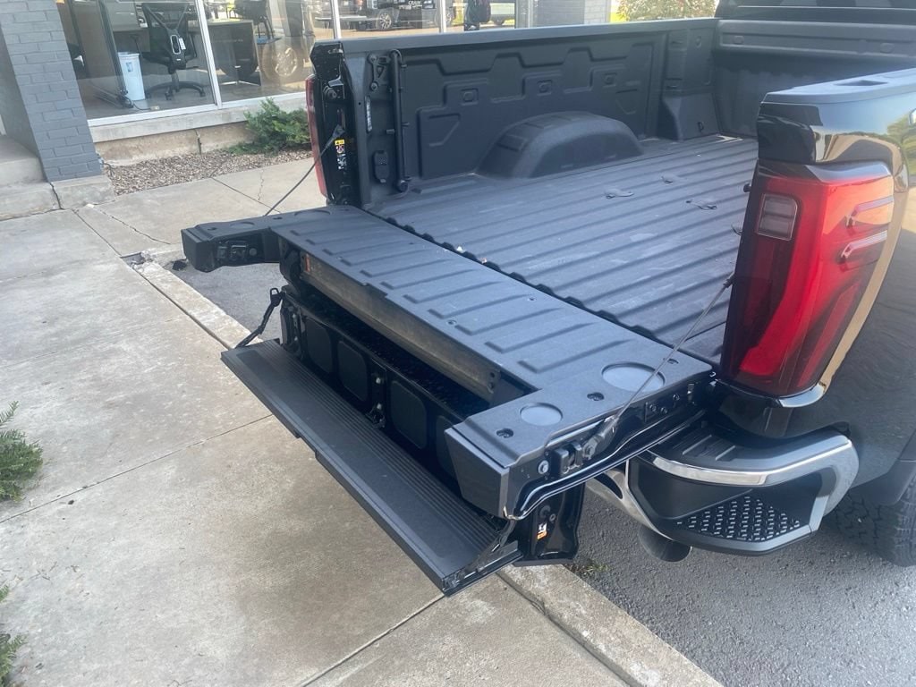 2025 GMC Sierra 2500HD SLT - Photo 7