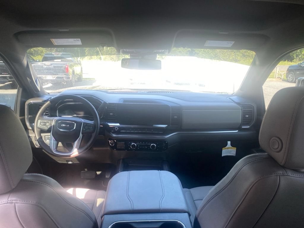 2025 GMC Sierra 2500HD SLT - Photo 37