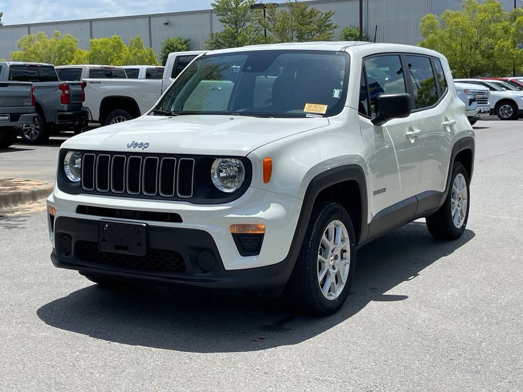 Used 2023 Jeep Renegade Latitude SUV