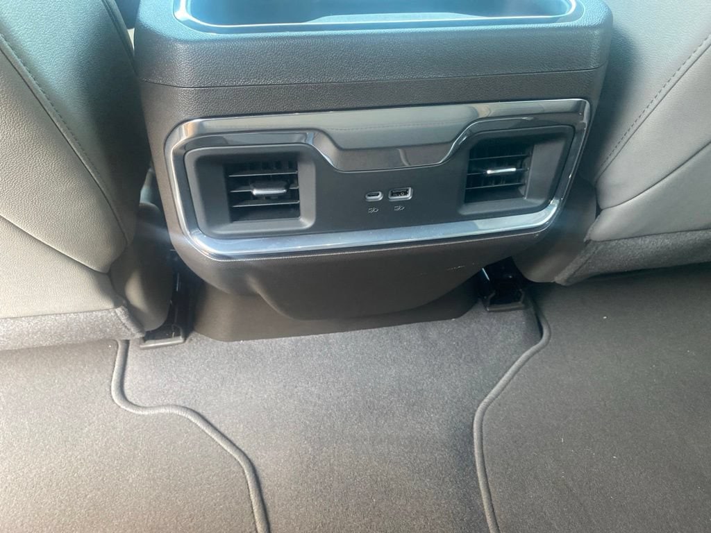 2025 GMC Sierra 2500HD SLT - Photo 36