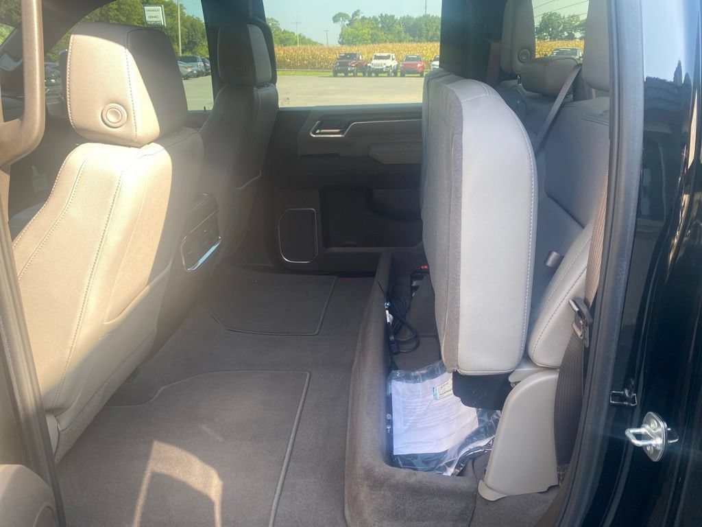 2025 GMC Sierra 2500HD SLT - Photo 41