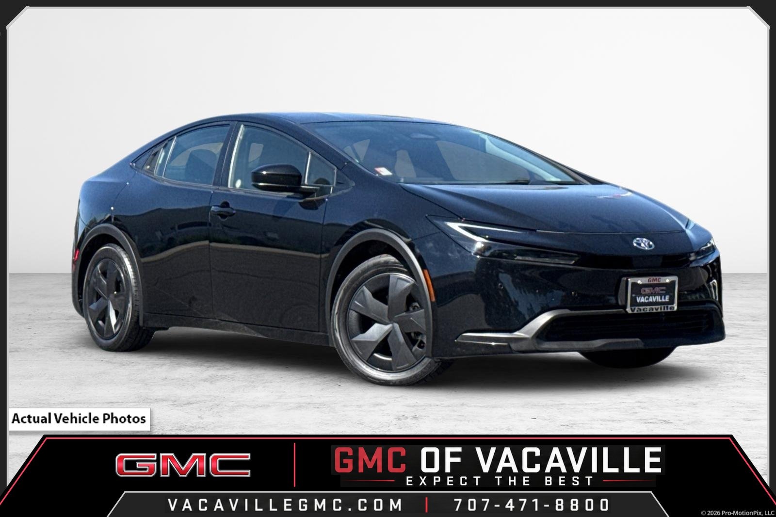 2025 Toyota Prius LE