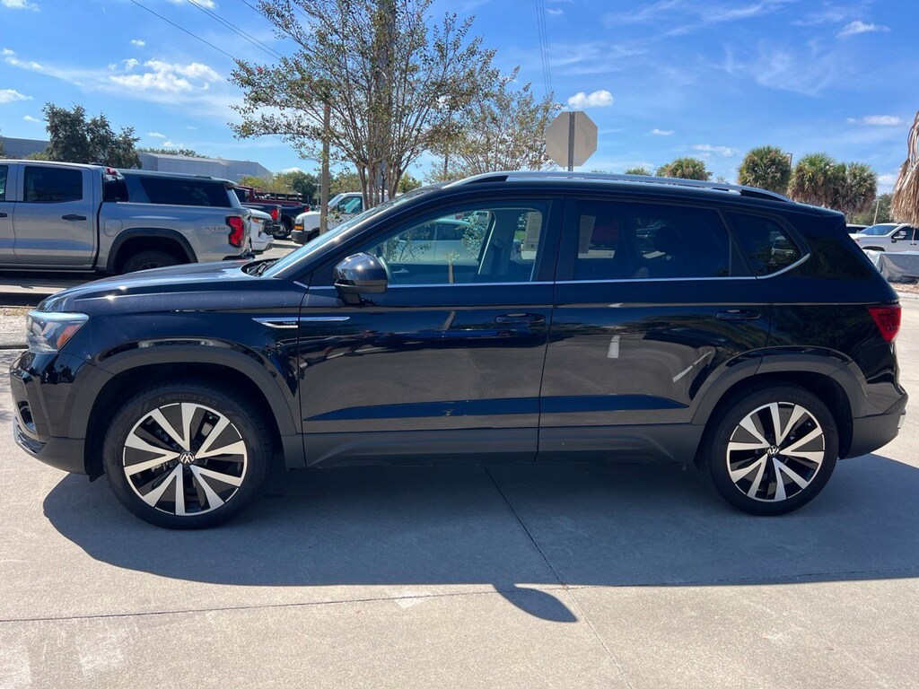 Used 2022 Volkswagen Taos 1.5T SE SUV