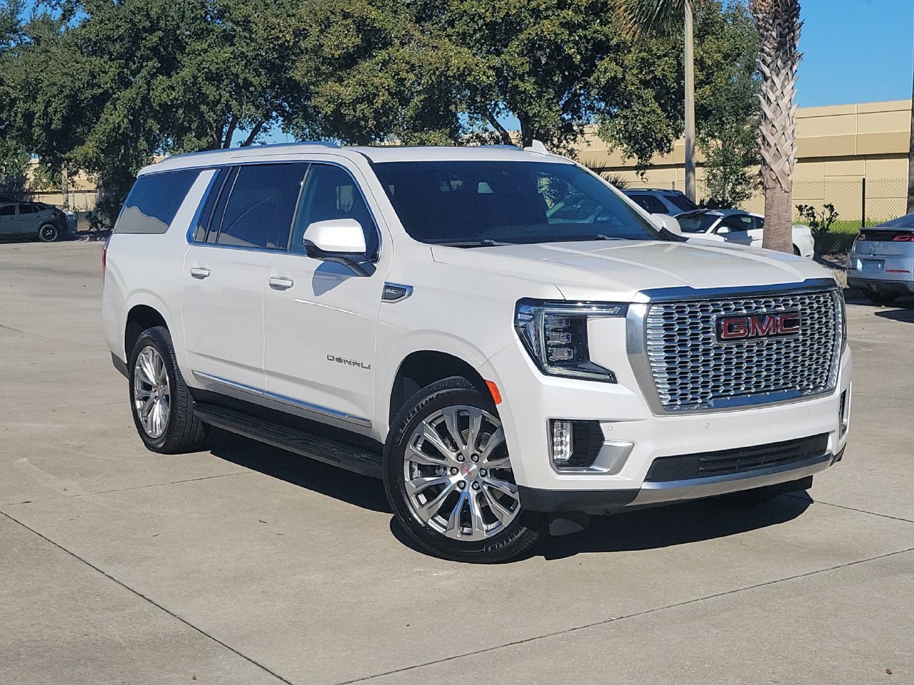 2023 GMC Yukon XL