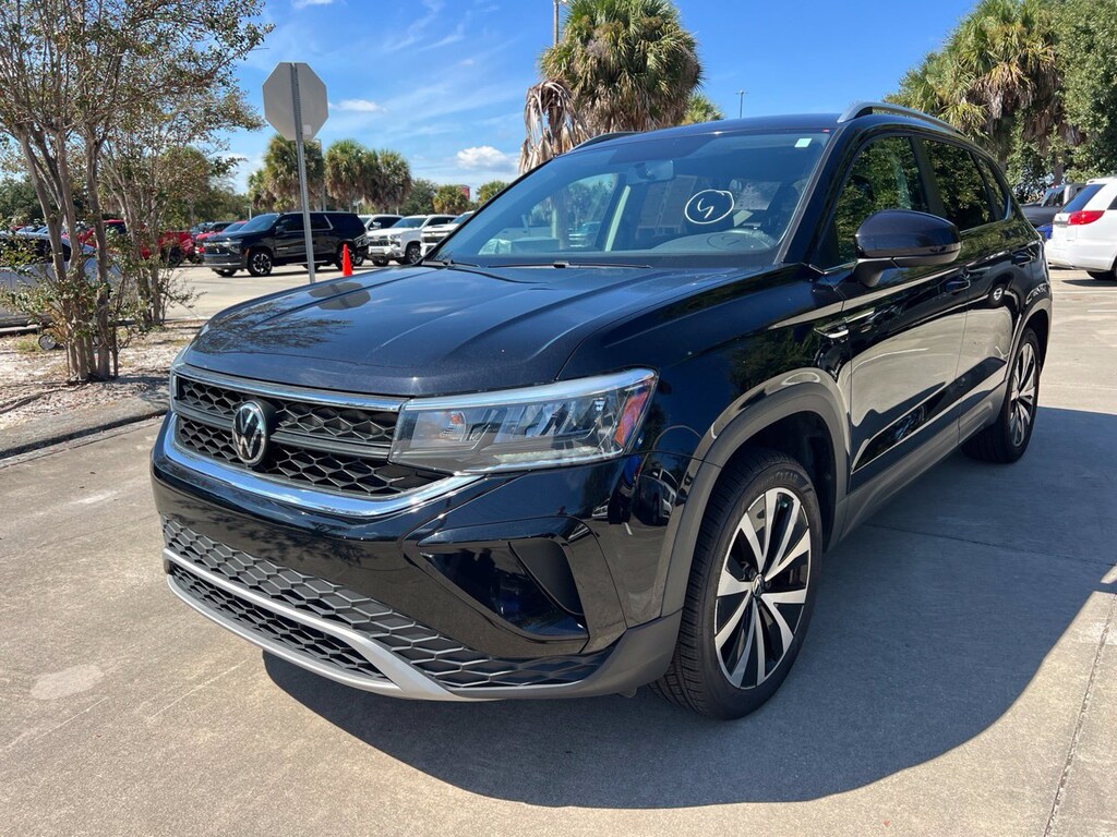 Used 2022 Volkswagen Taos 1.5T SE SUV