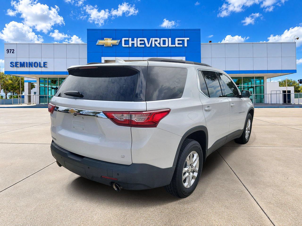 Used 2021 Chevrolet Traverse LT Cloth SUV