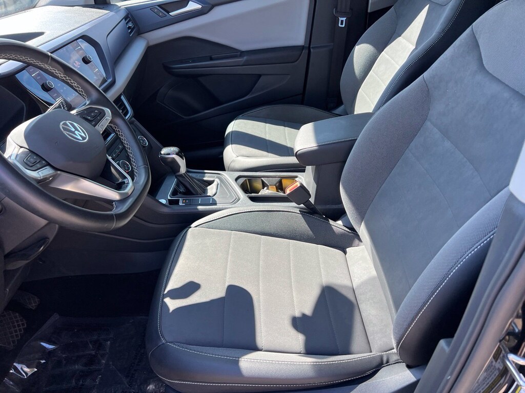 Used 2022 Volkswagen Taos 1.5T SE SUV