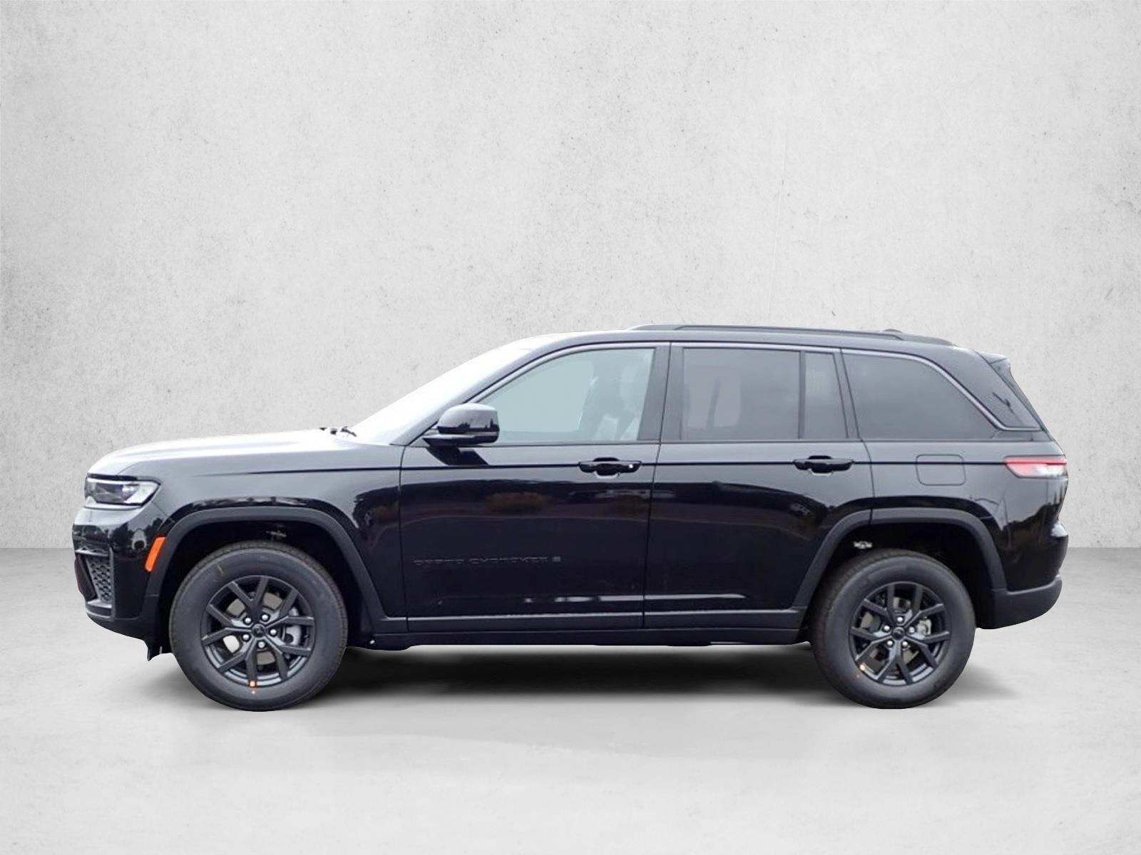 New 2027 Jeep Grand Cherokee Laredo Altitude SUV